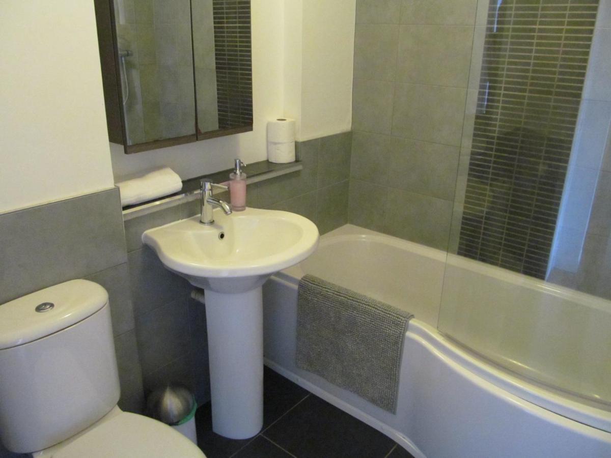 The Granite City - Modern City Centre Apartment Aberdeen Exterior foto